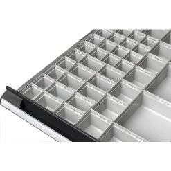 Assortiment EKK0775. 64 Kleingoedbak - BOTT